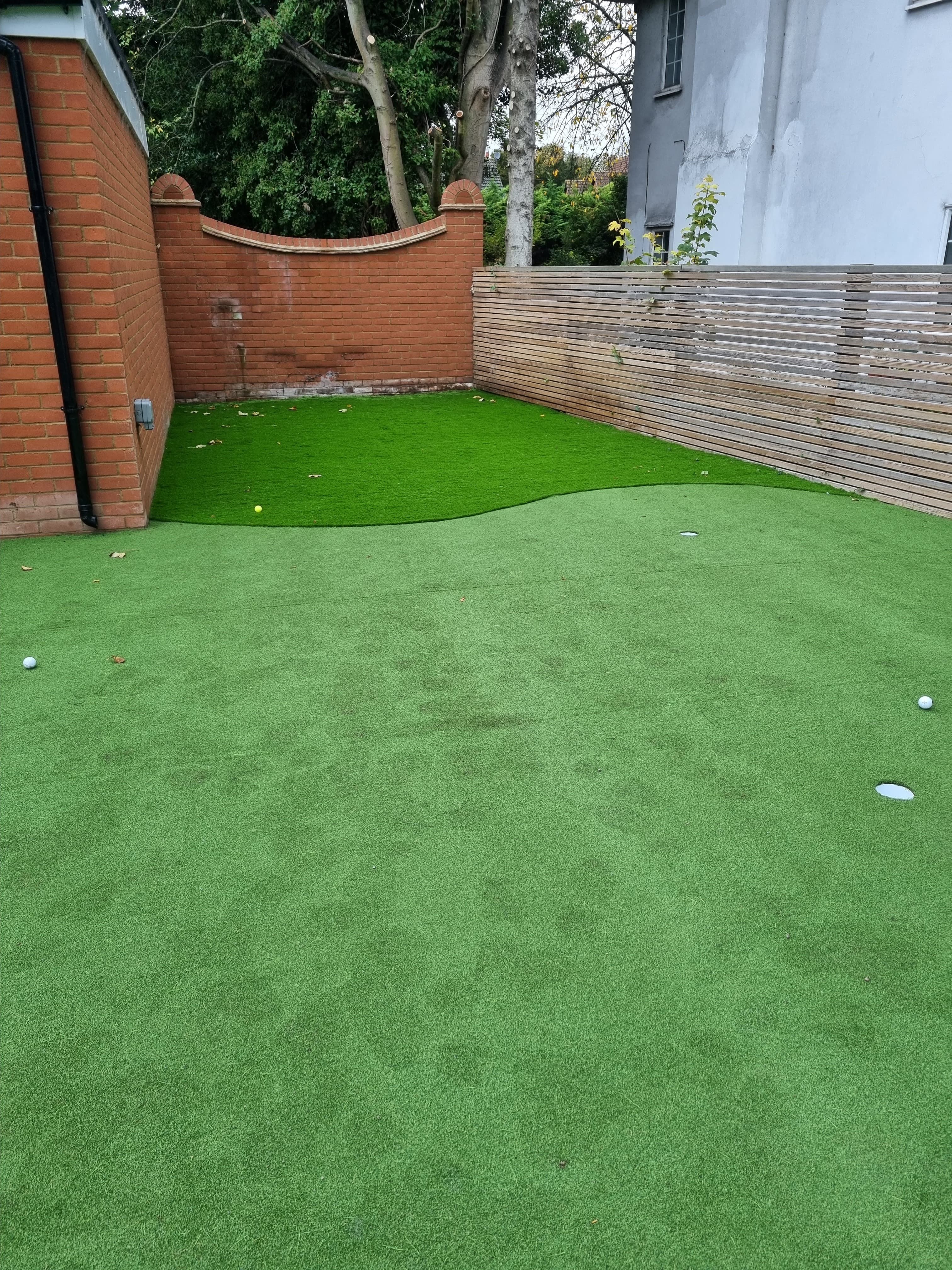 Professional putting green installation